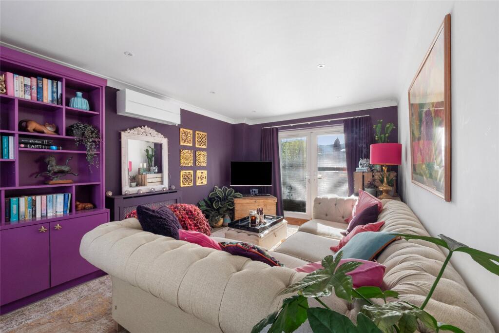 House in Weymouth, Lanehouse - View 4