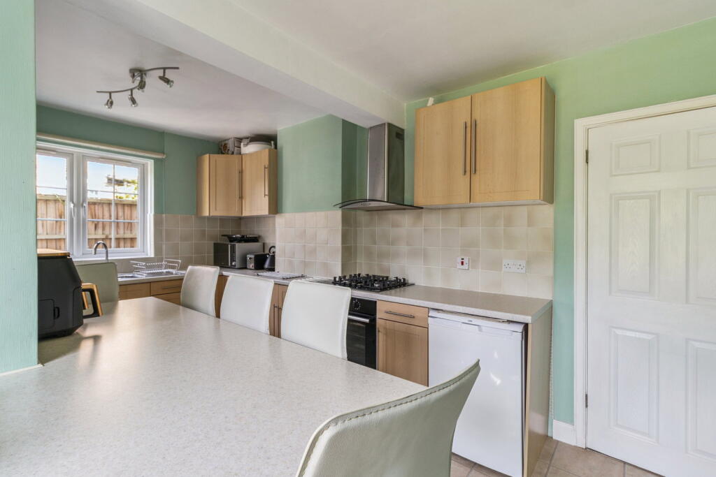 House in Harrow - More