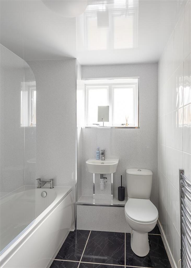 Apartment in Newcastle upon Tyne - More