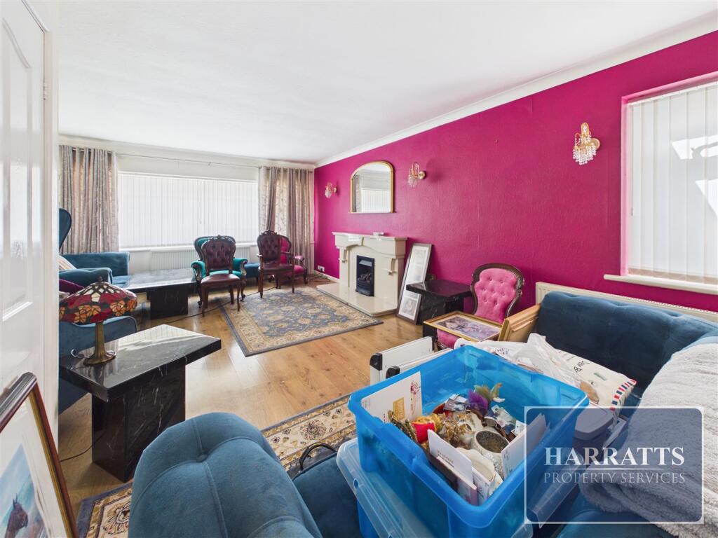 House in Stockport, Greater Manchester - View 4