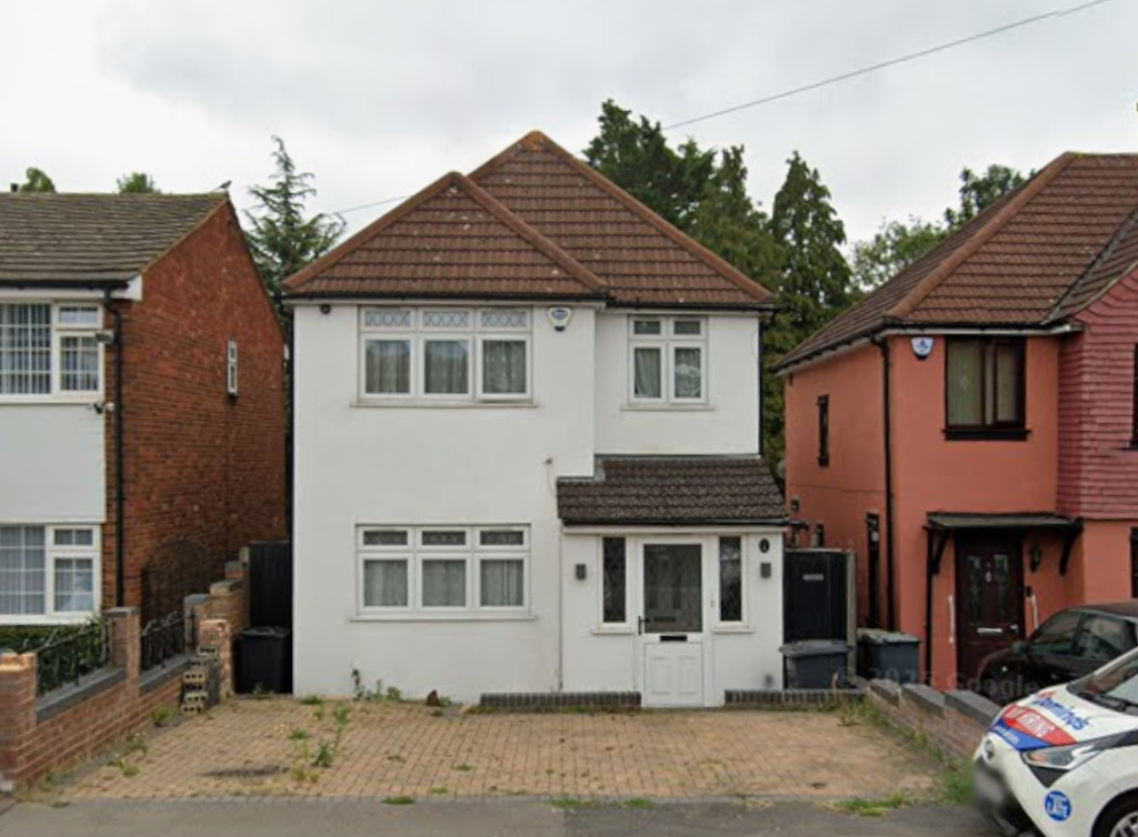 Main image of property: Leicester Road, Luton, Bedfordshire, LU4