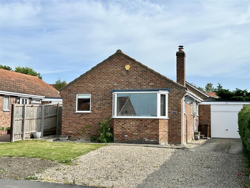 Main image of property: The Crescent, Thornton-Le-Dale, Pickering