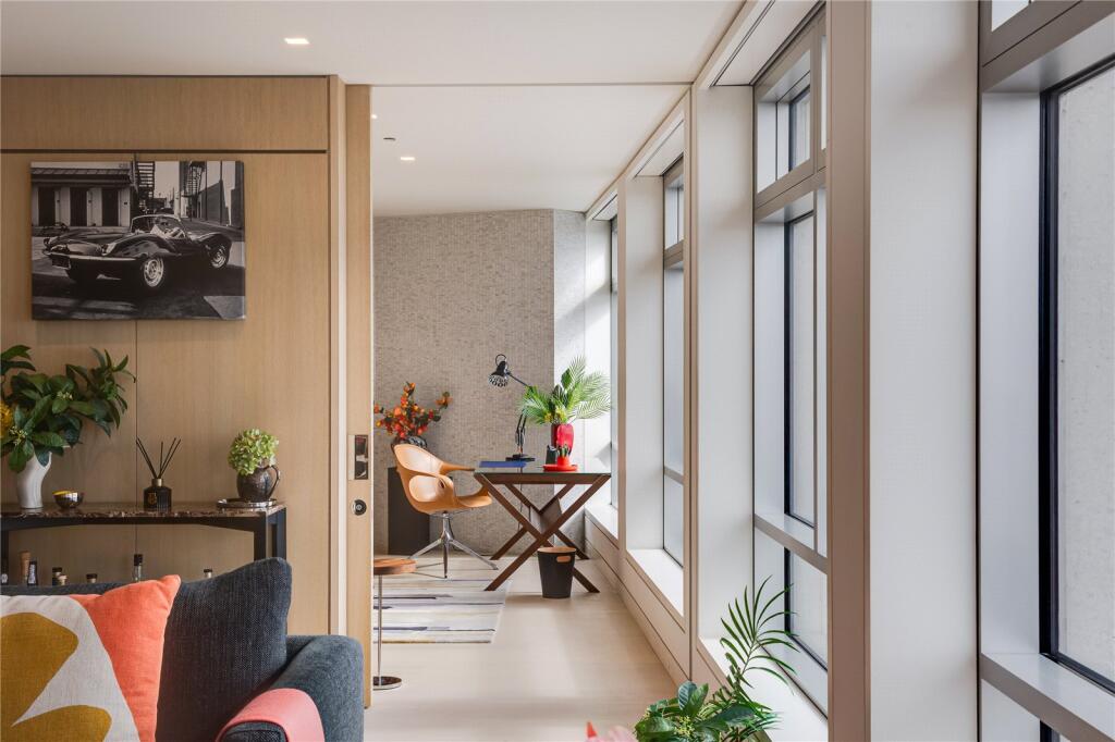 101-103 New Oxford Street, Fitztrovia, London, WC1A - Mehr