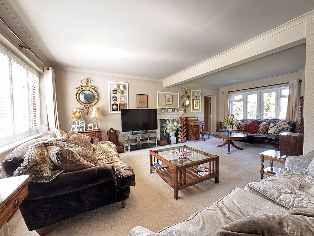 Strathavon Close, Cranleigh - View 2