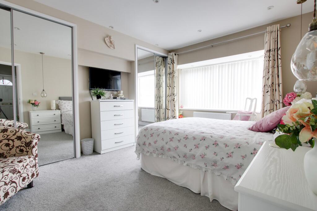 House in Fareham, Hampshire - More