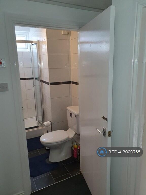 Apartment in Manchester, West Didsbury - More