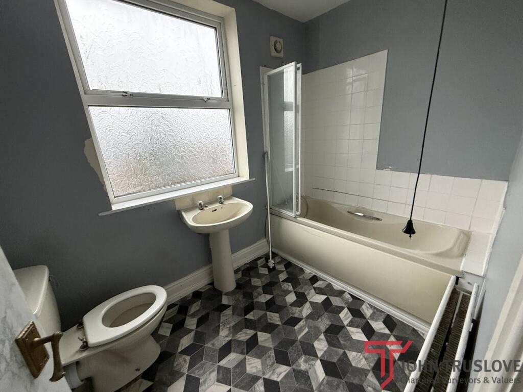 Additional image 9 of 28 - 30 Mount Pleasant, Redditch, B97 4JB