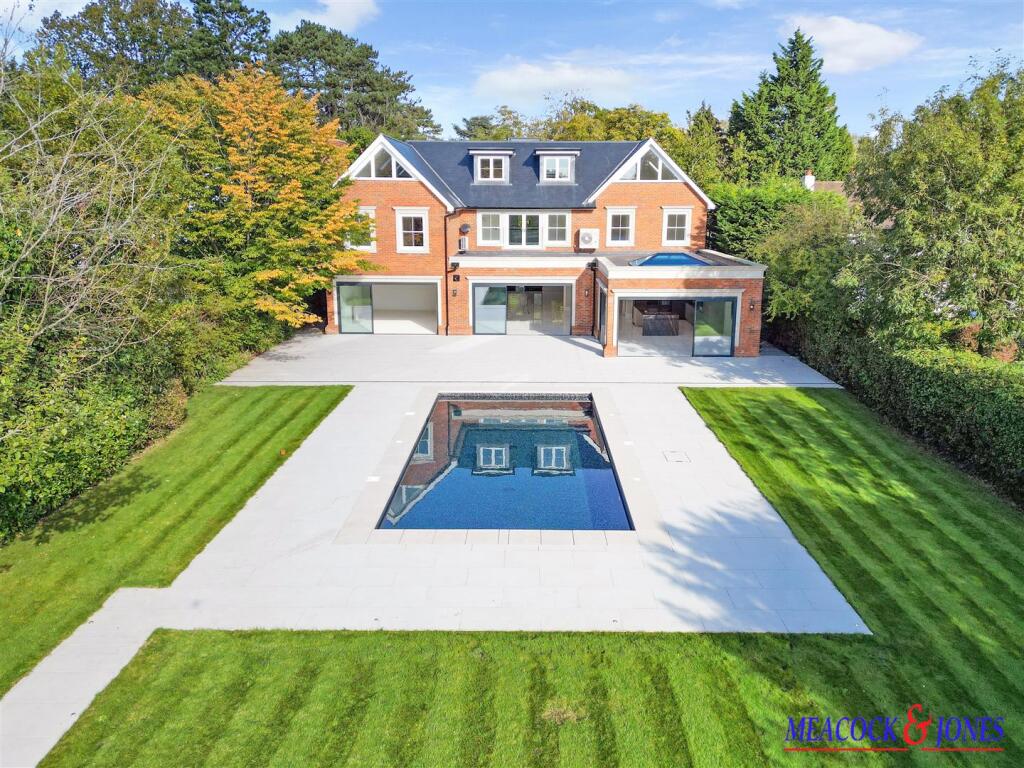 House in Chelmsford - View 2