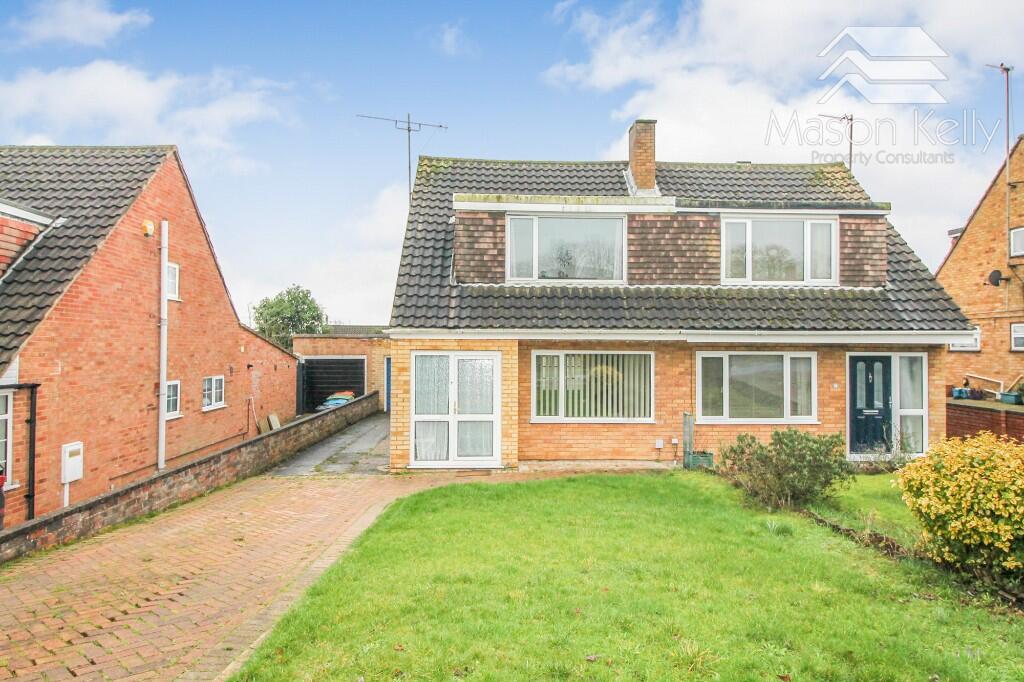 Main image of property: Tennyson Grove, Bletchley, Milton Keynes, Buckinghamshire, MK3