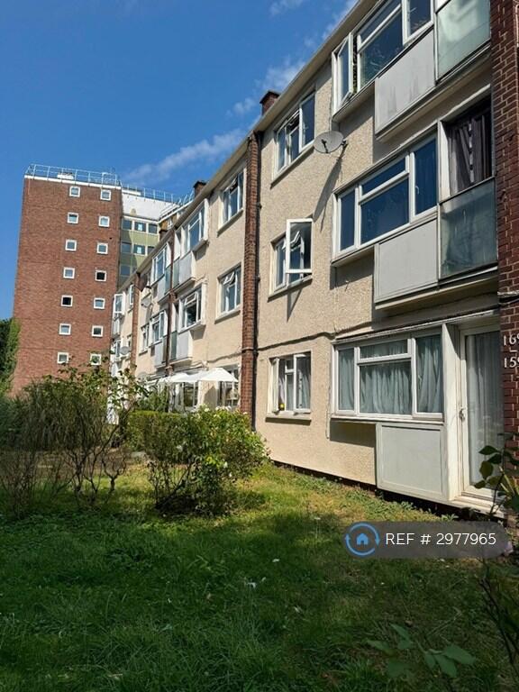 Apartment in London, Aldersbrook, Wanstead - More