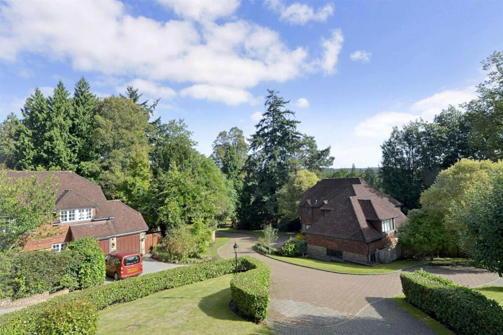 Woodrough Copse, Bramley, Guildford - Photo 4