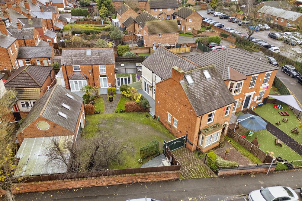 Main image of property: Appleton Gate, Newark