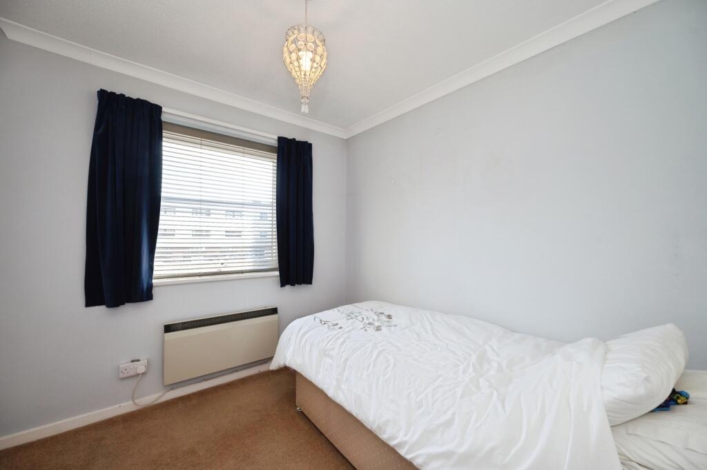 House in Portsmouth - More