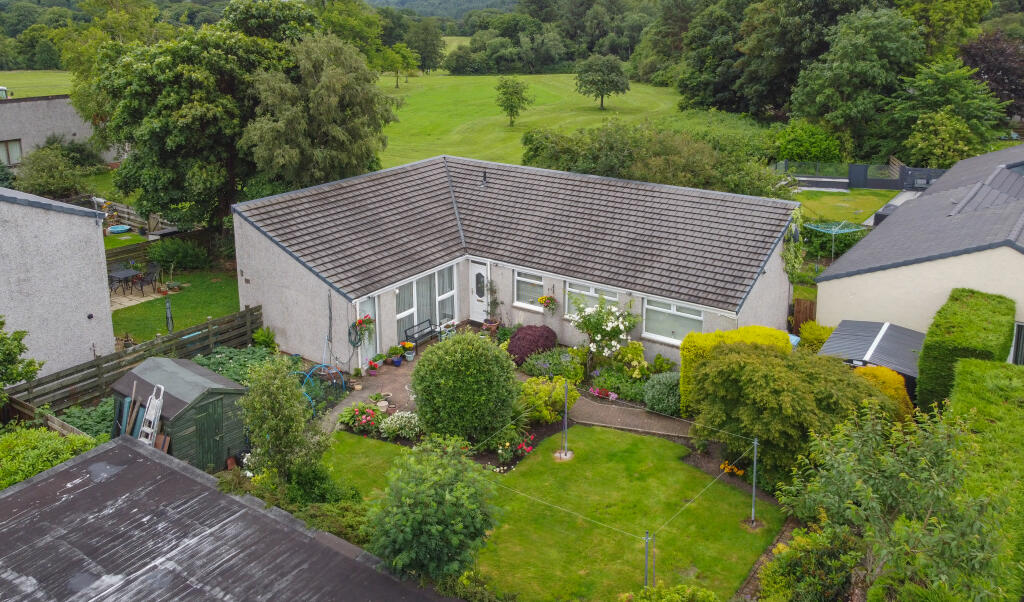 Main image of property: 18 Meadow View, Kildrum, Cumbernauld, North Lanarkshire