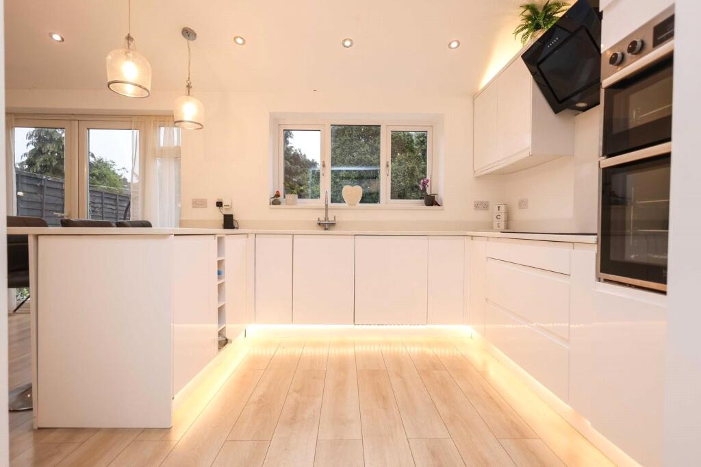 Additional image 7 of West Avenue, Castle Bromwich, Birmingham, West Midlands, B36