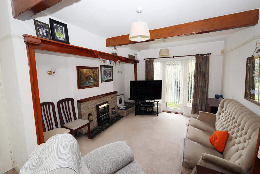 Dryden Avenue, Cheadle, Cheshire photo 2