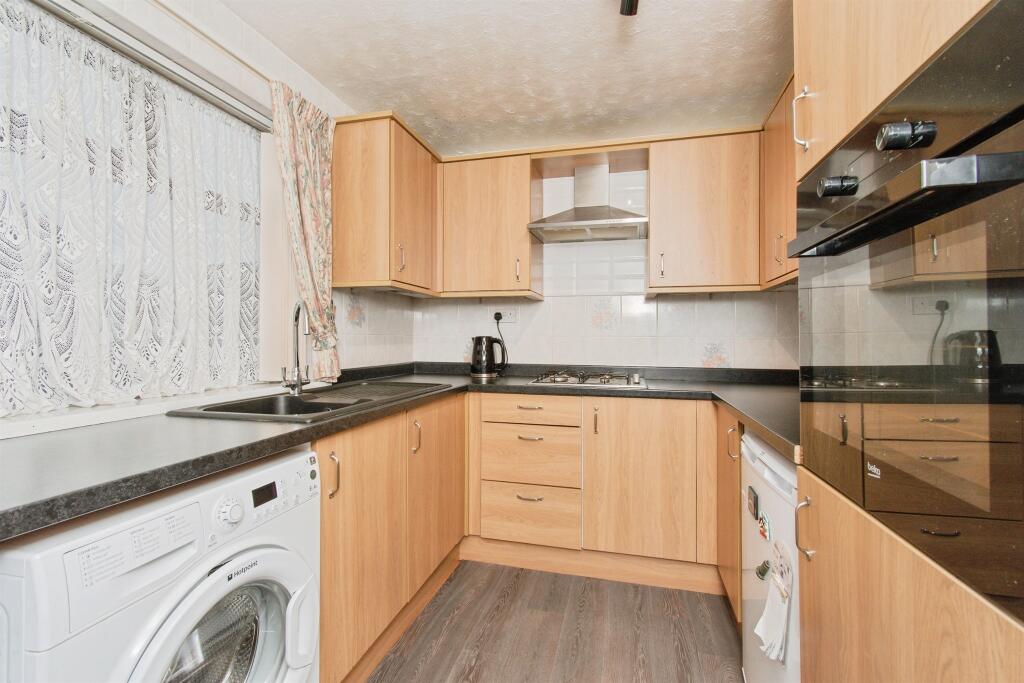 Bleasdale Avenue, Knottingley photo 2