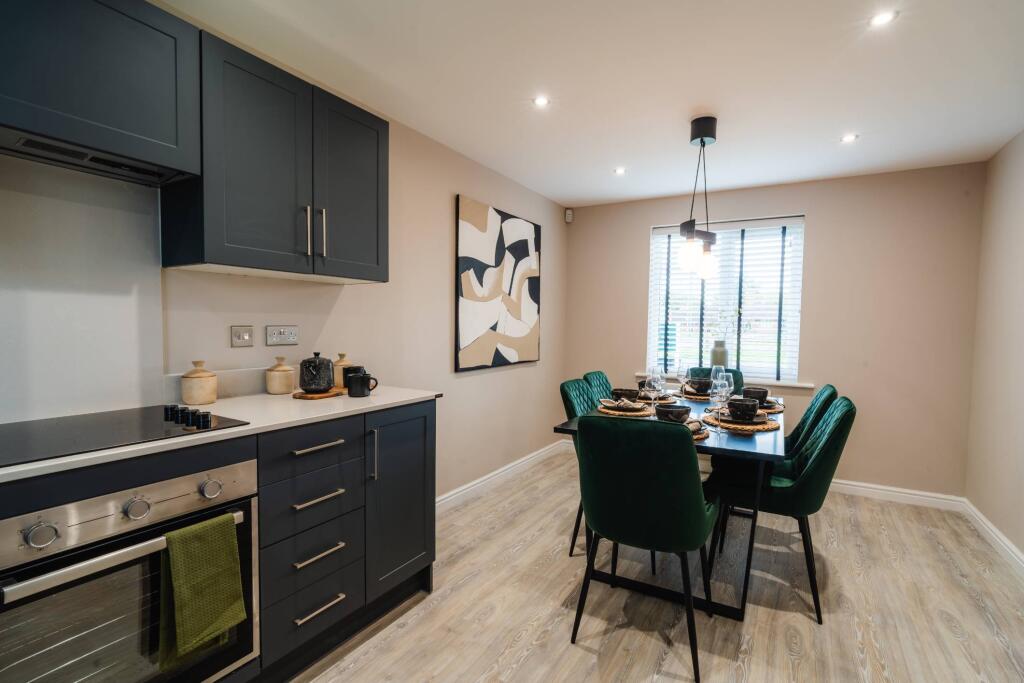 House in Broxtowe, Eastwood - View 4