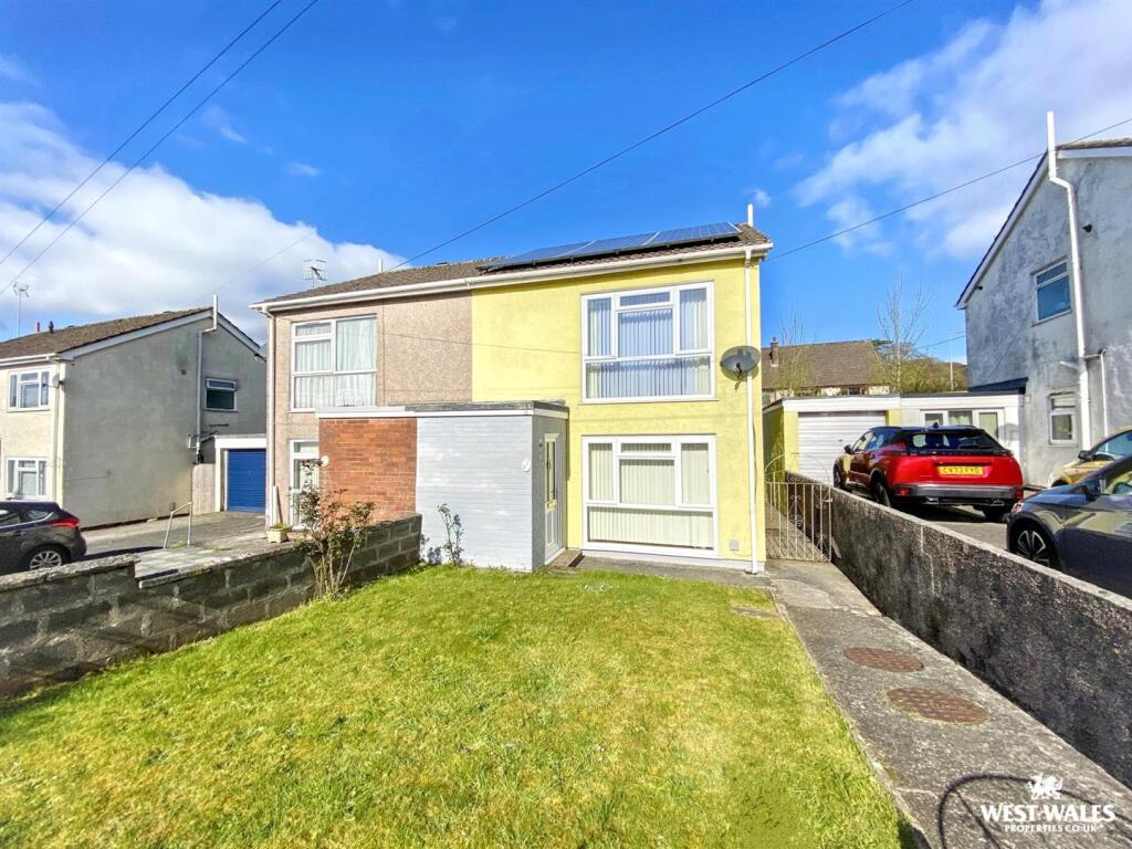 Main image of property: Castle View, Pembroke