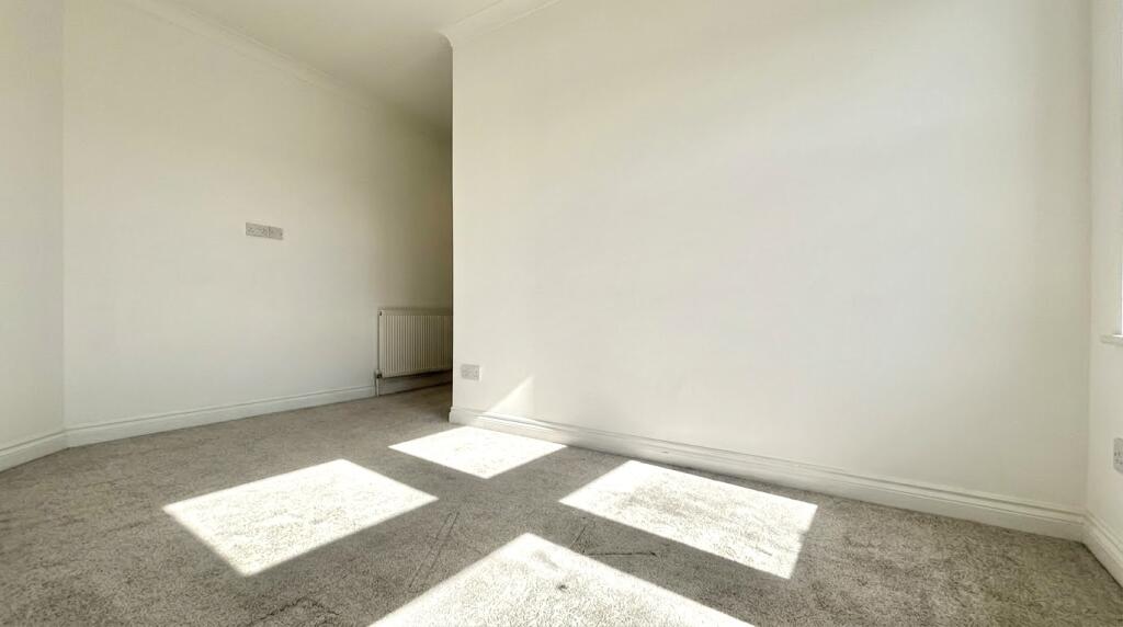 House in Portsmouth - View 5