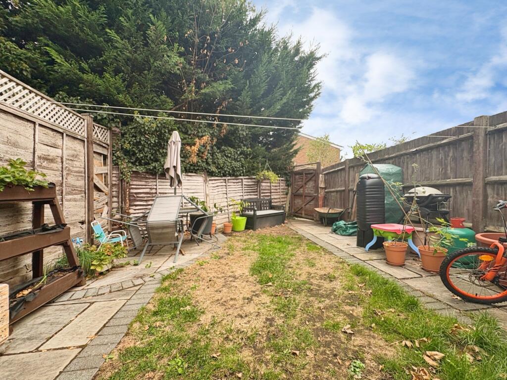 House in Guildford - More