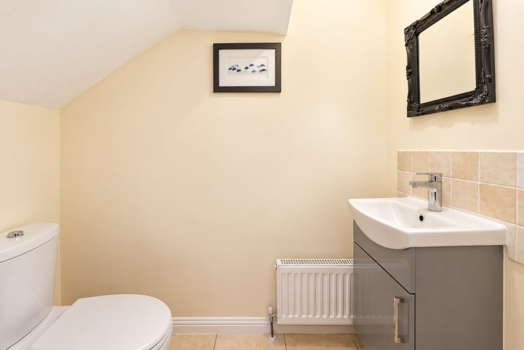 House in Northampton - View 5