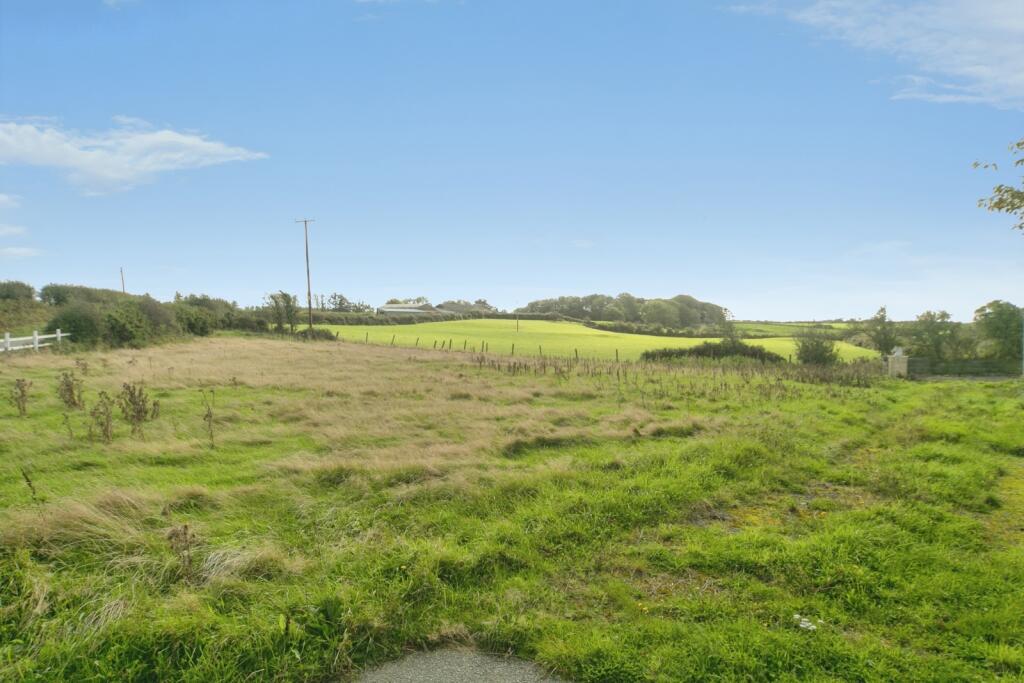 Llantrisant, Holyhead, Isle of Anglesey, LL65 photo 2