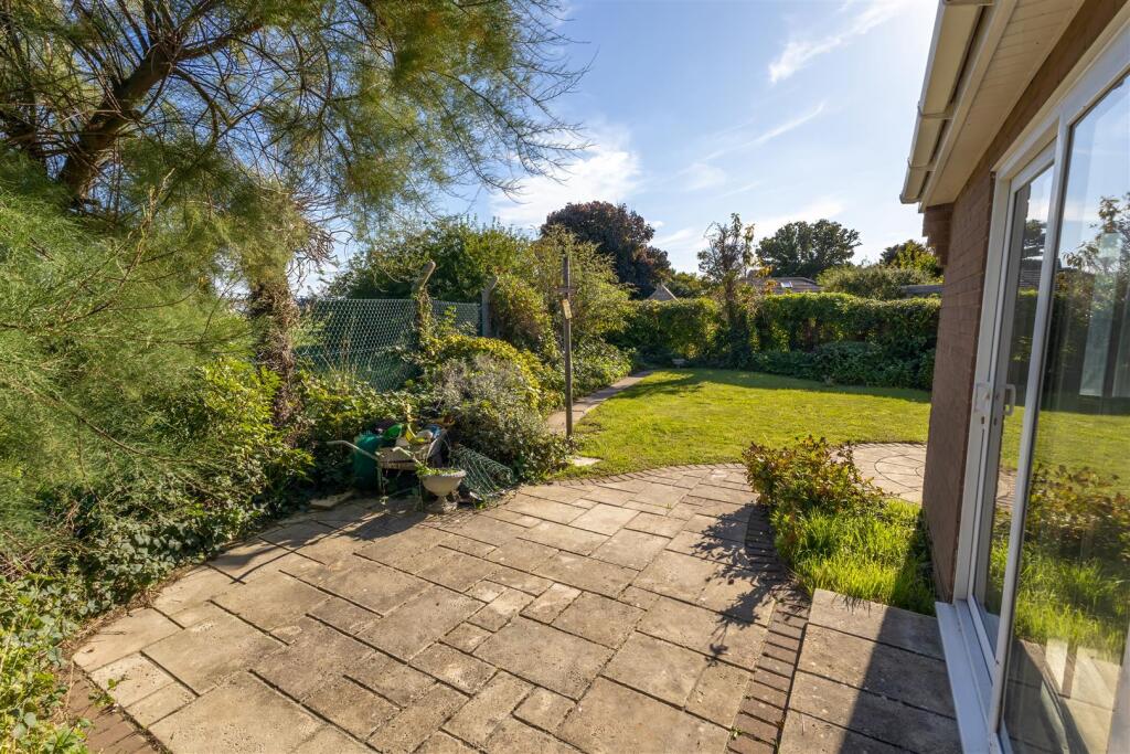 Ashton Way, Stubbington, Fareham photo 4