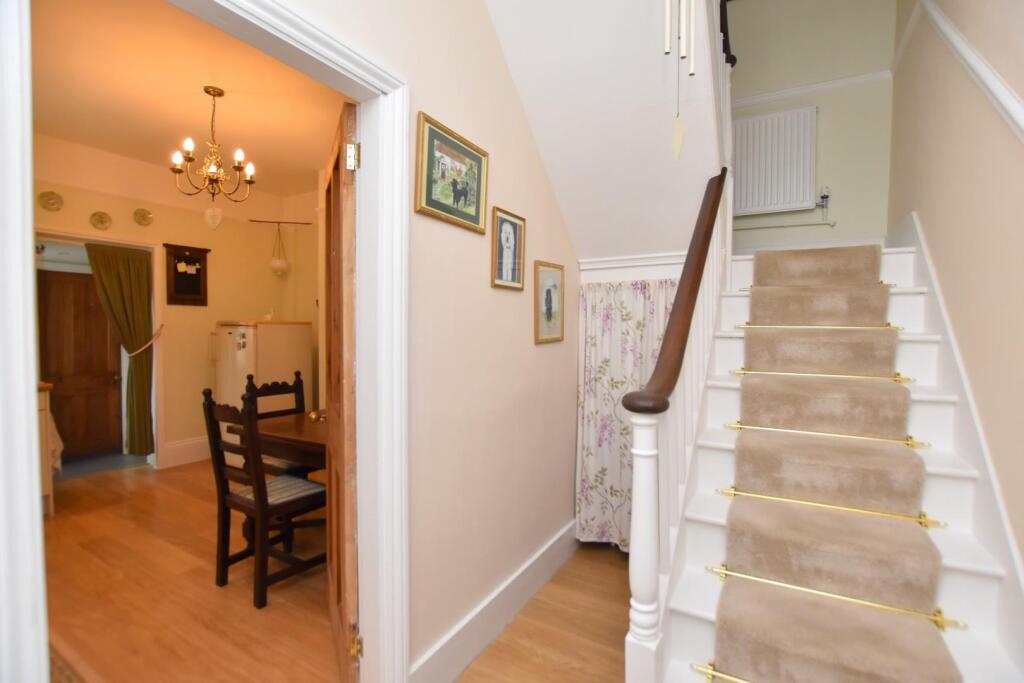 House in Canterbury - View 4