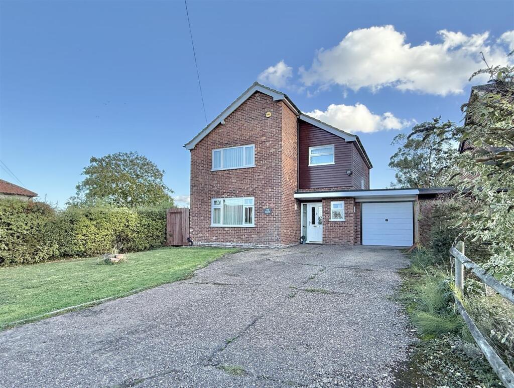 Main image of property: Bells Corner, Hinderclay
