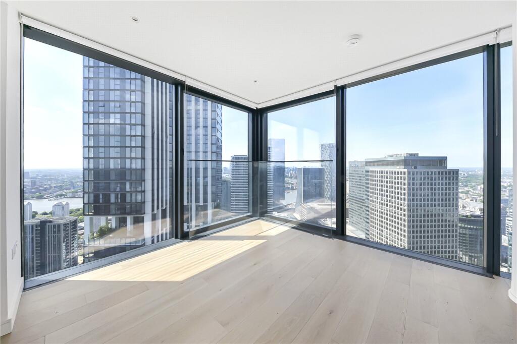 Main image of property: Hampton Tower, London, E14