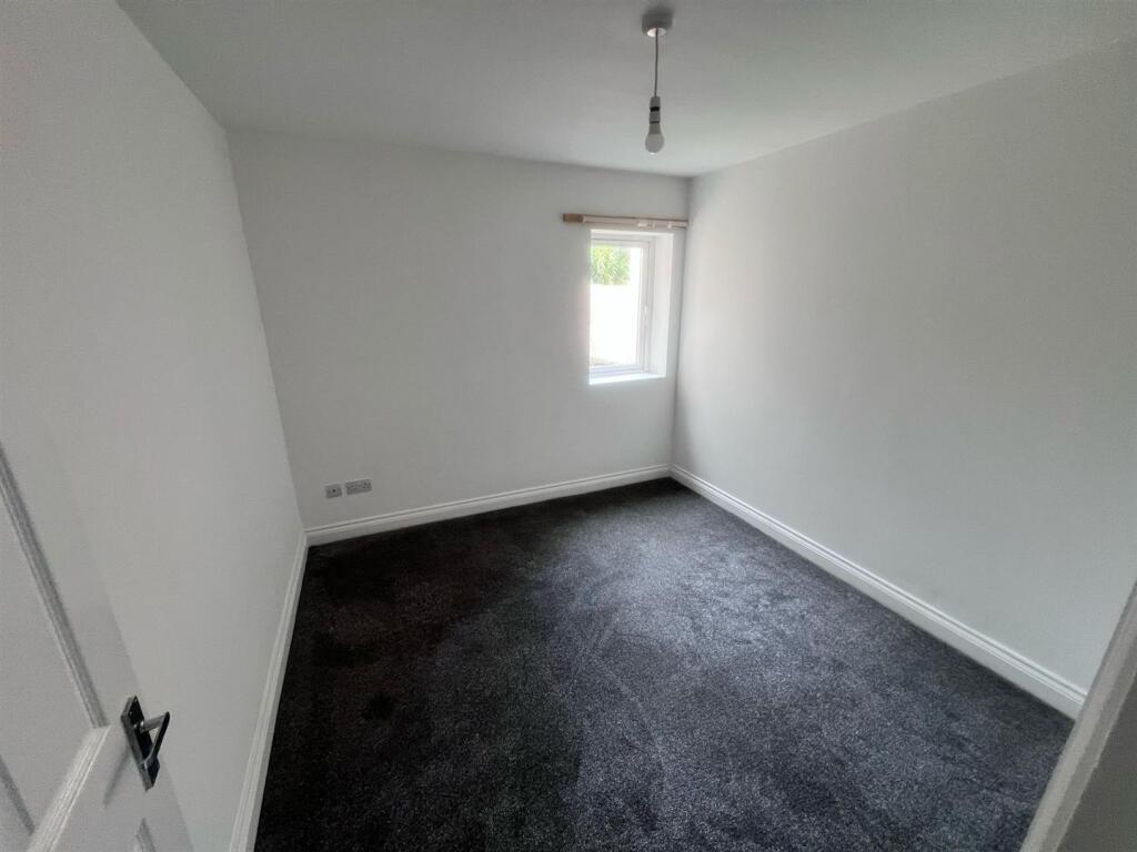 House in Portsmouth - More