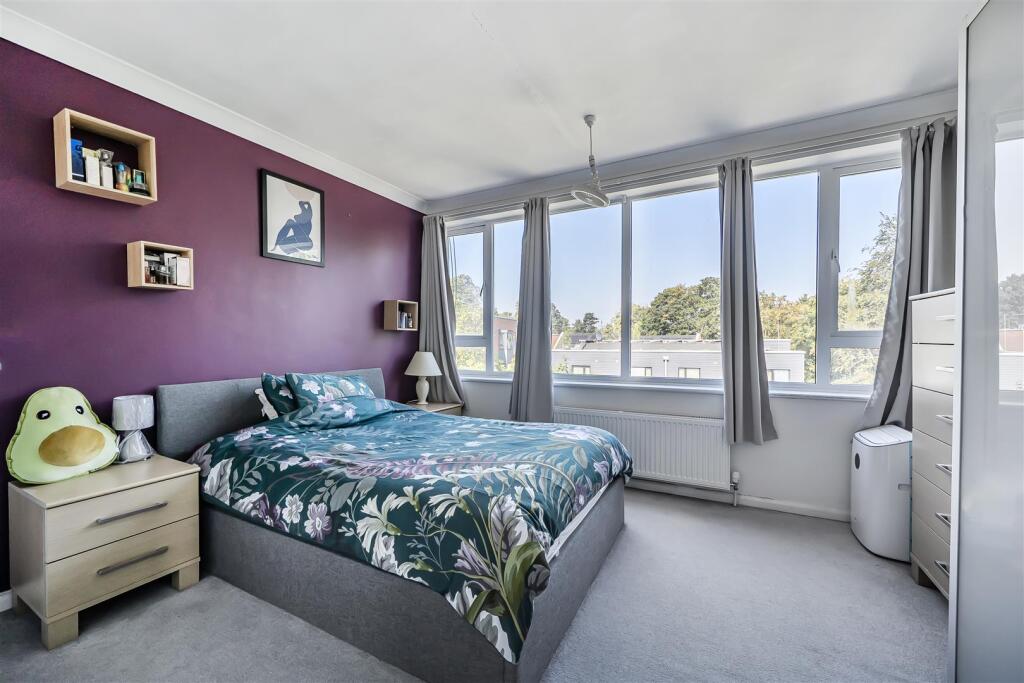 Tetbury Court, Prospect Street, Reading - More