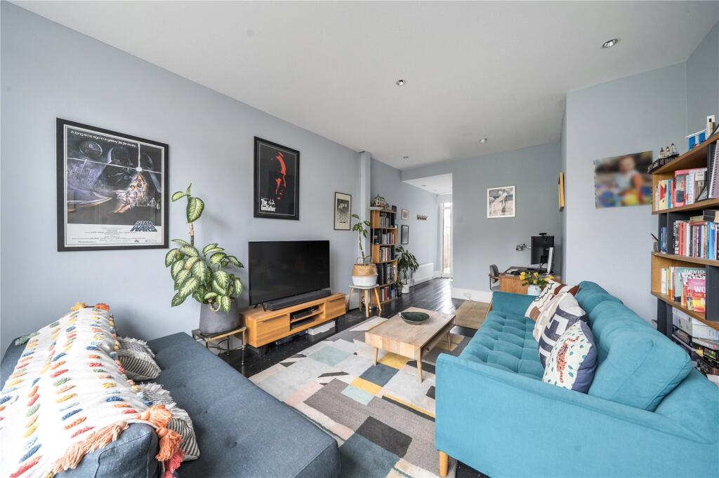 Whittington Road, London, N22 photo 2