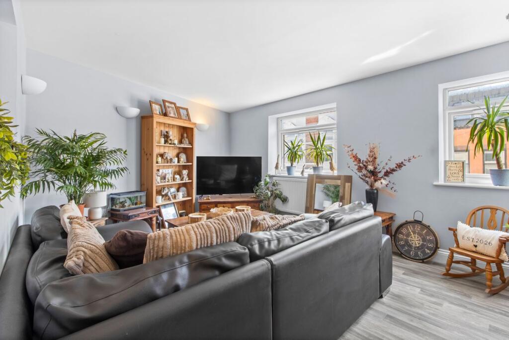 Apartment in Tonbridge - View 5
