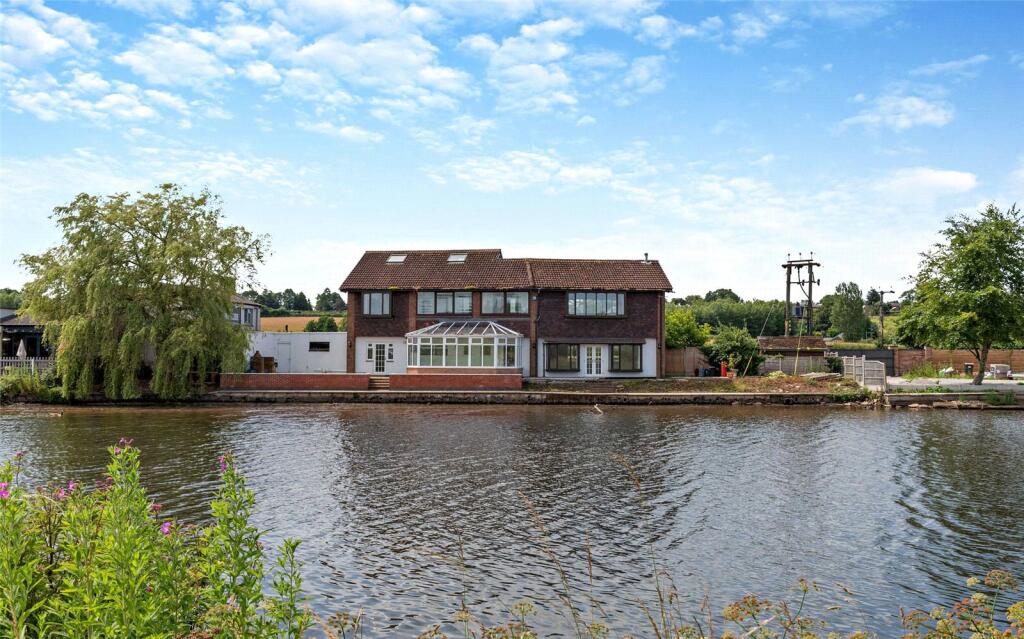 Main image of property: Warrington Road, Acton Bridge, Northwich, Cheshire, CW8