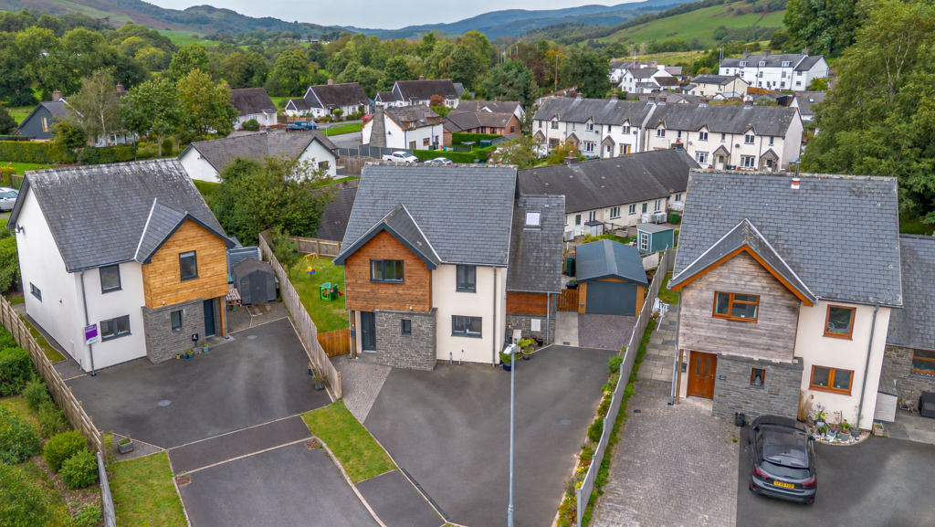 House in Shrewsbury - View 2