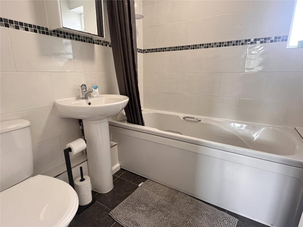 House in Shrewsbury, Shropshire - View 6