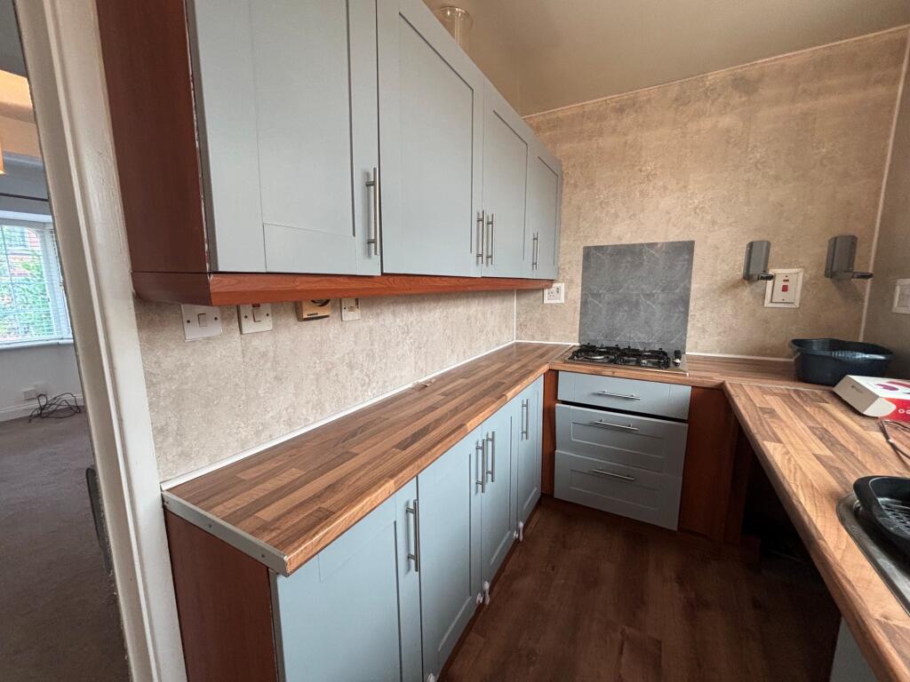 House in Wolverhampton - View 4