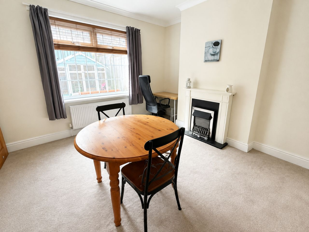 Thackley Old Road, Shipley, BD18 photo 3