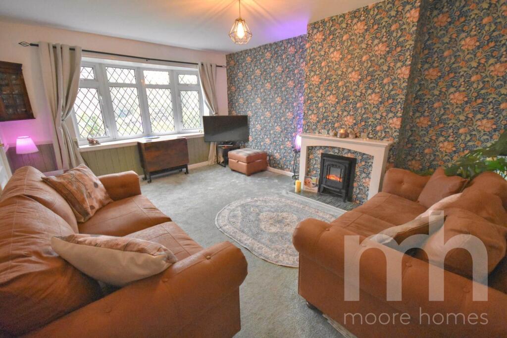 CARISBROOKE AVENUE, Hazel Grove, SK7 5PL photo 3