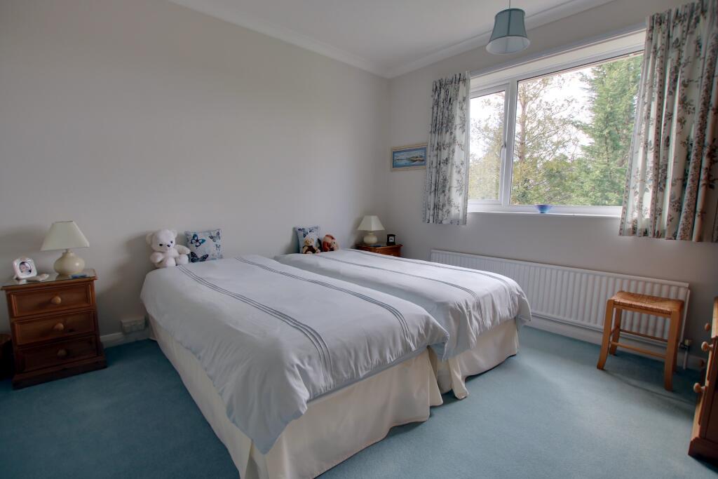 House in Southampton, Hollybrook - More
