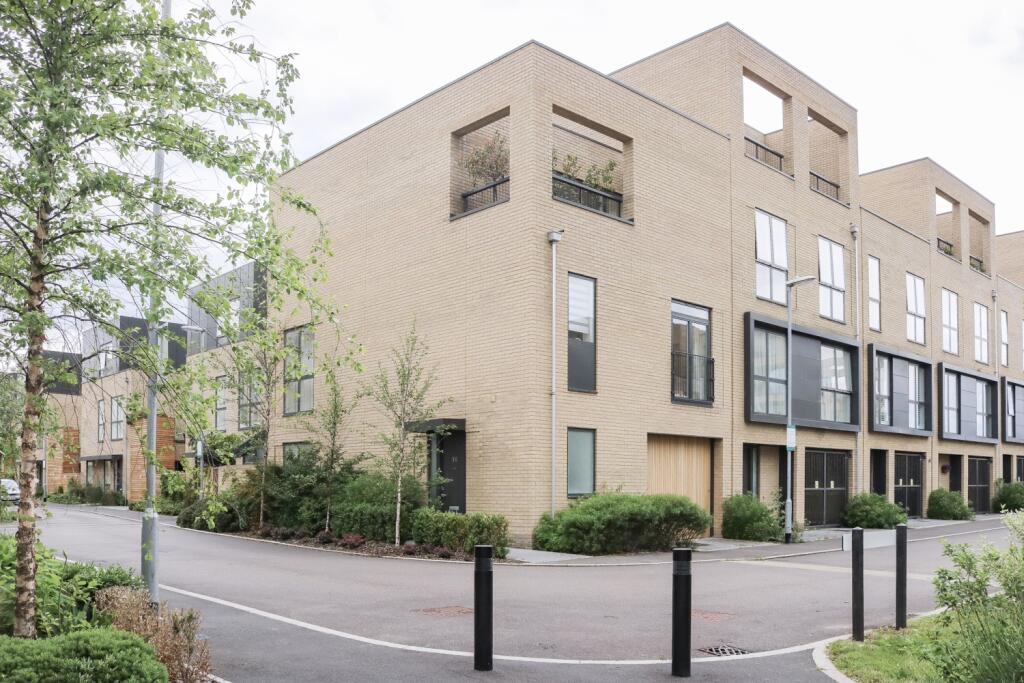 4-bed terraced on Whitelocks Drive, Trumpington, Cambridge CB2 9DN, £980,000