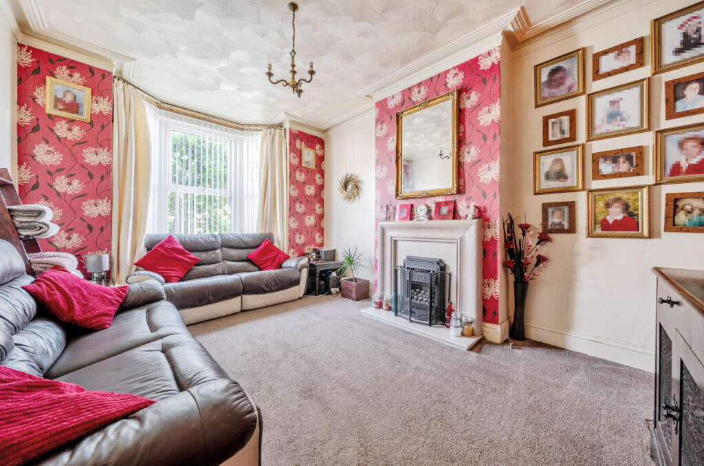 Queens Road, Portsmouth, Hampshire, PO2 - View 2