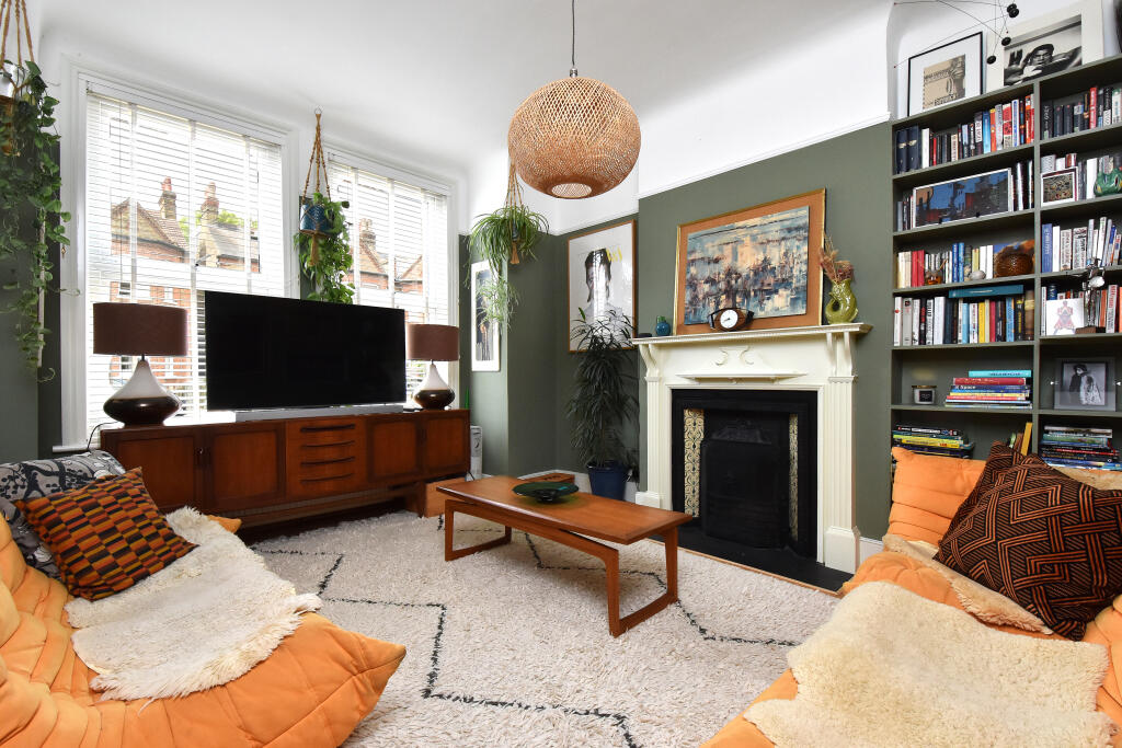 House in London - View 3