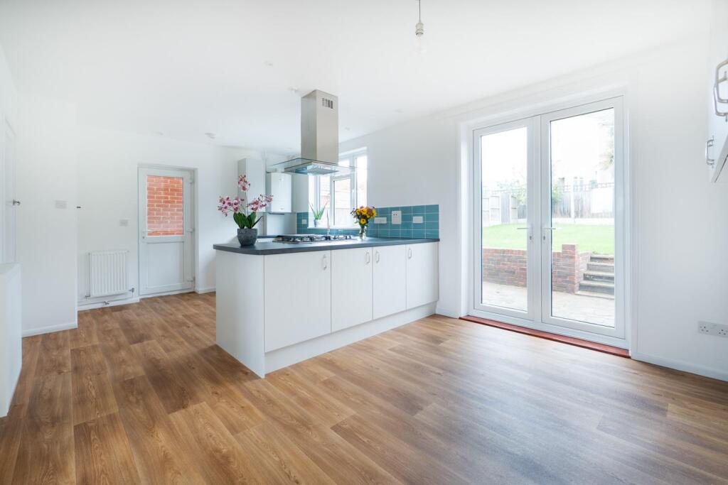 Herne Avenue, Herne Bay – pohled 2