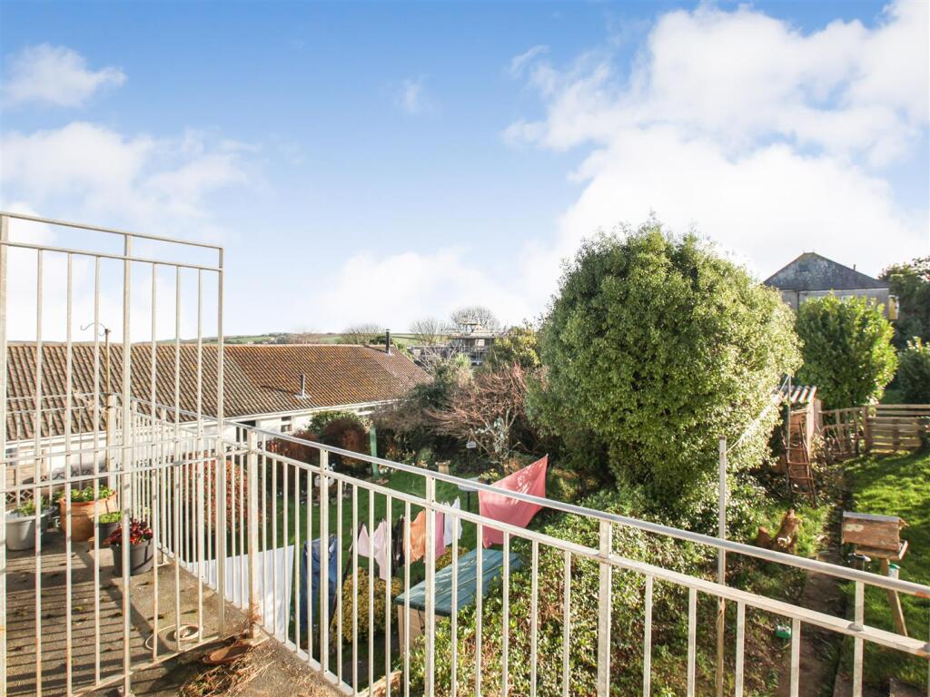 Balcony Flat | Cosmetic Updating | Salcombe photo 3