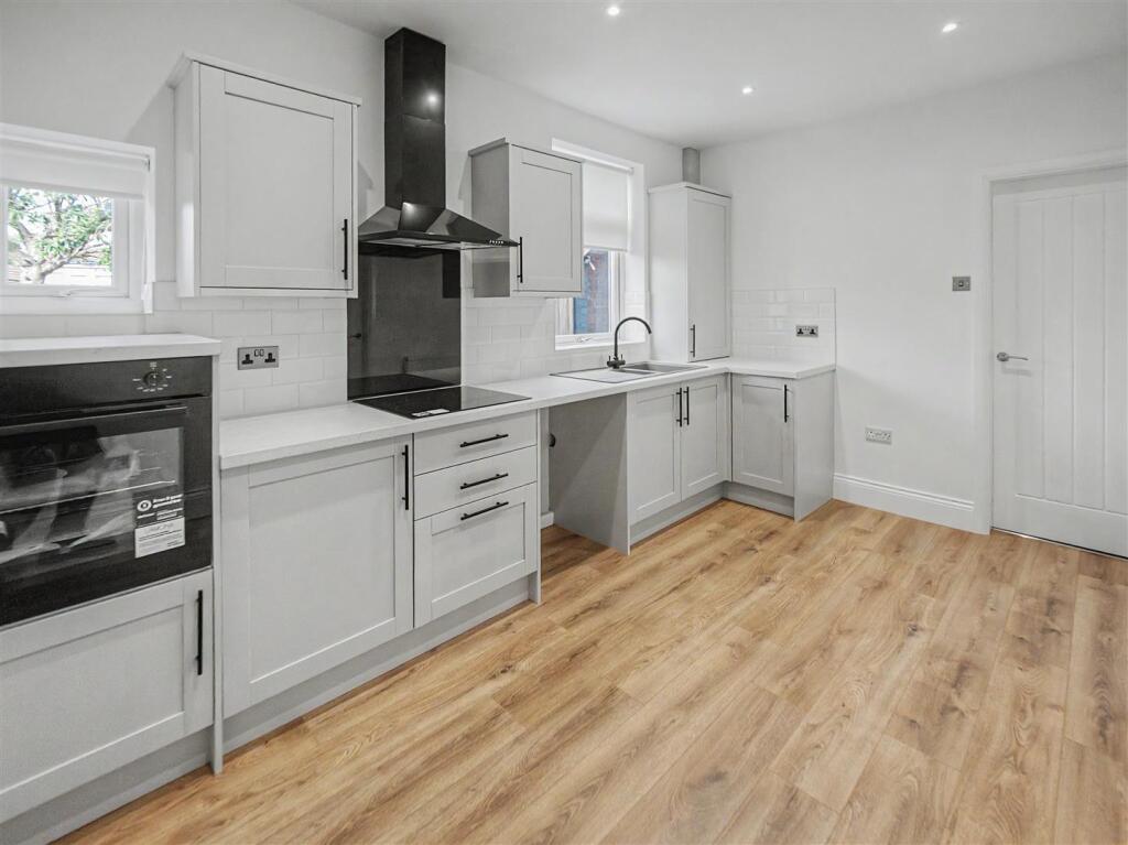 House in Sunderland - View 5