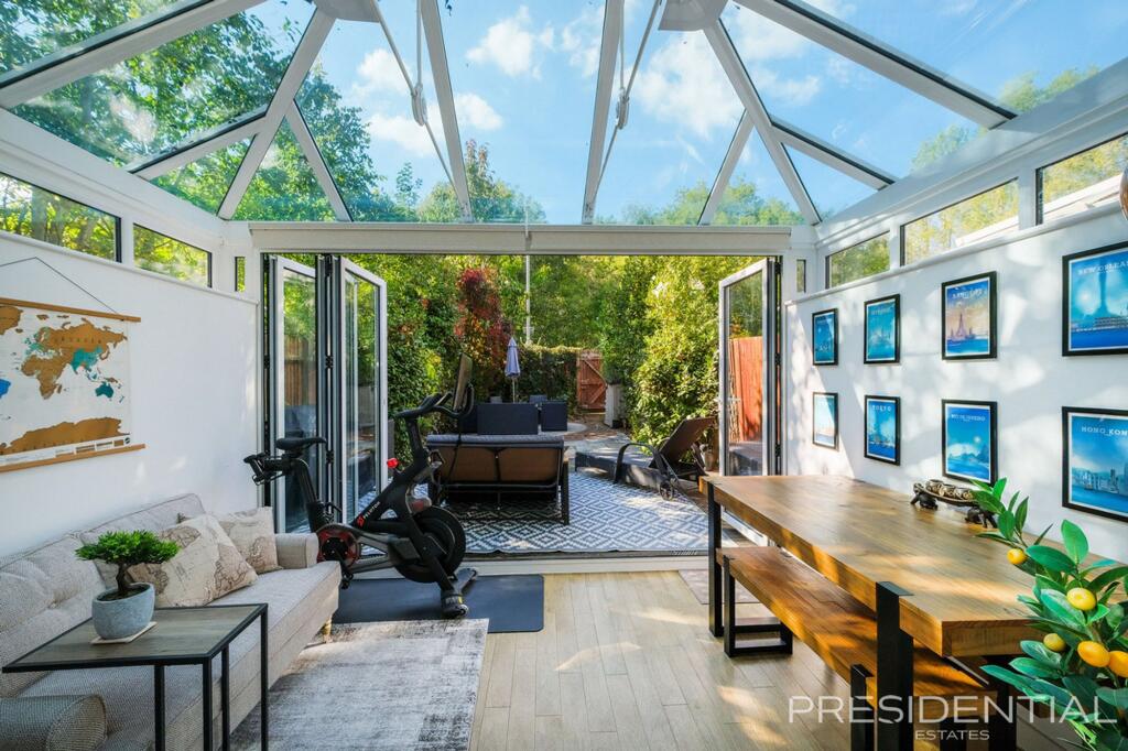 House in Epping Forest, North Weald - View 4