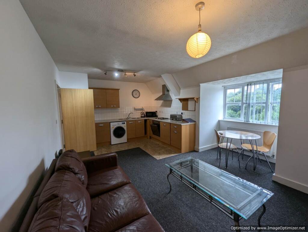 Apartment in Crewe - View 3
